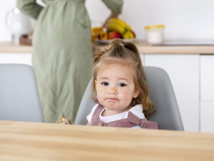 Na śniadanie, na kolację – co podać niemowlęciu w trosce o jego prawidłowy rozwój?